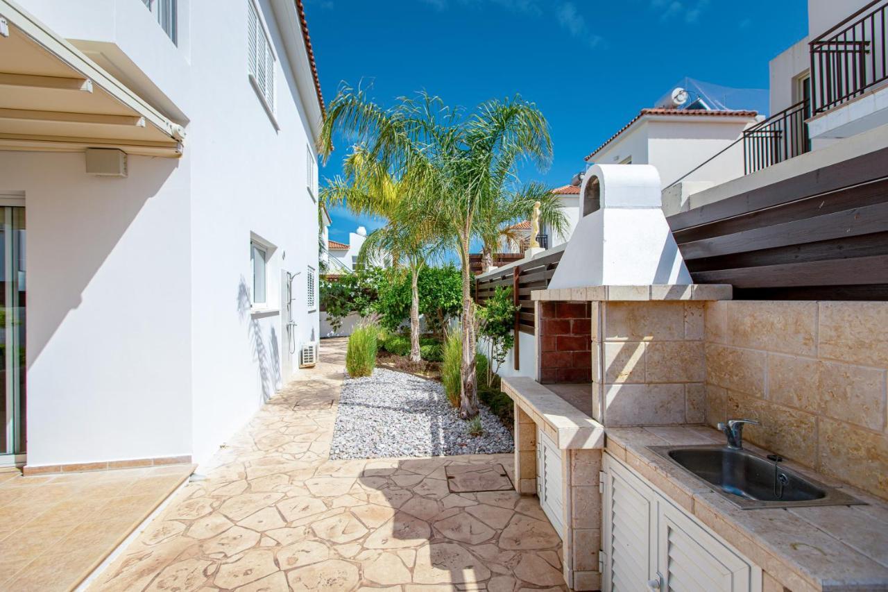 Villa Nova Protaras Exterior photo